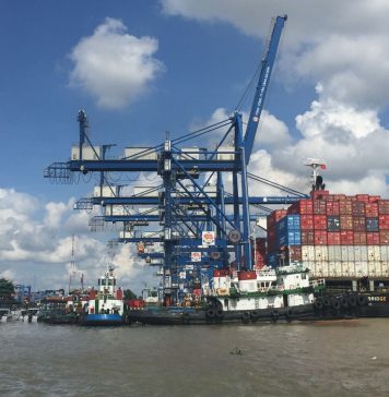 Kinh tế Việt Nam tháng 9 đón nhận cơ hội từ sản xuất và bước ngoặt đầu tư