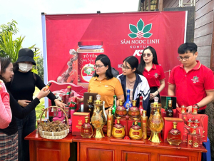 Tu Mơ Rông ‘tỏa sáng’ với phiên chợ sâm Ngọc Linh và di sản văn hóa đặc sắc