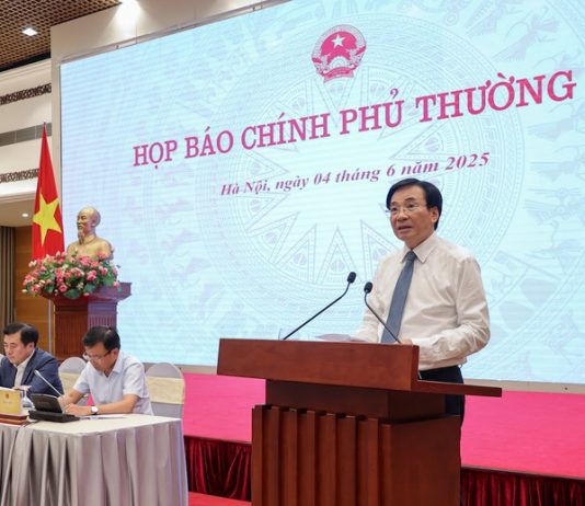 Kinh tế duy trì đà phát triển tích cực