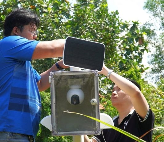 Trái cây an toàn, chất lượng nhờ công nghệ giám sát ruồi vàng