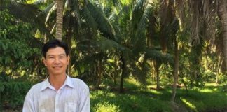 Thạc sĩ bỏ việc nhà nước về làm giàu kiểu con tôm “đòi ôm” cây dừa