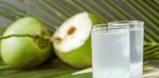 Nắng nóng có nên uống nước dừa để giải nhiệt hàng ngày?