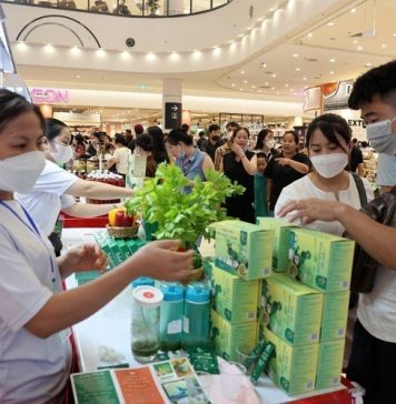 GDP 9 tháng tăng 7,85%, cao nhất trong 11 năm qua