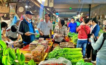 An toàn thực phẩm dịp Tết: Nguồn cung dồi dào, tăng cường giám sát