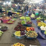 Áp lực giá xăng dầu, nhiều mặt hàng thực phẩm nhích giá