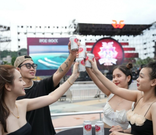 Bia nội địa vẫn được ưu ái trong bối cảnh tiêu dùng mới nhờ lợi thế thấu hiểu về văn hóa