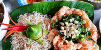 Gỏi bông bần, món đặc sản của miền Tây sông nước